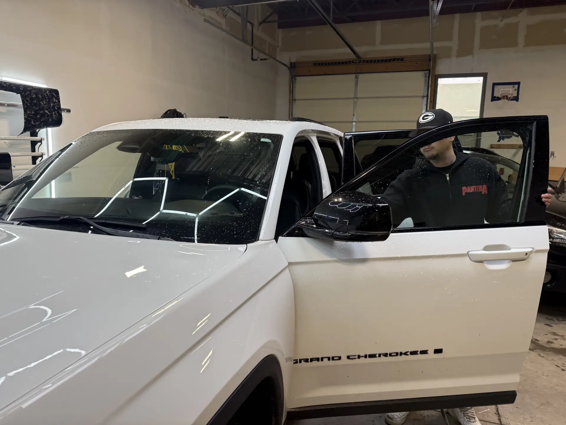 ACS technician repairing a windshield chip in Glenwood Springs, CO