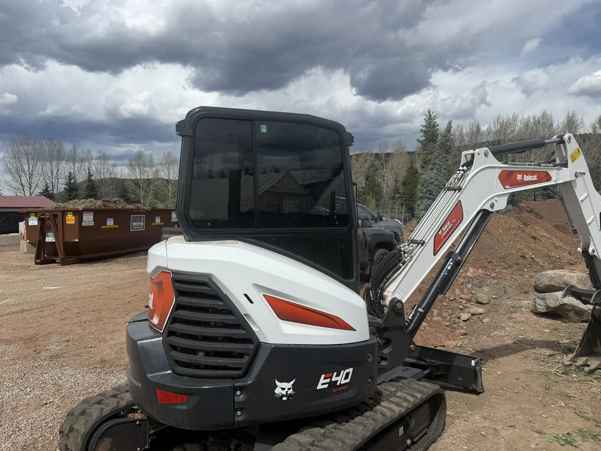 Mobile windshield replacement service in New Castle, CO